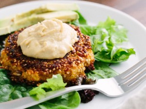 Вегетарианские котлеты из киноа