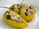 Картофель, фаршированный сыром фета и оливками