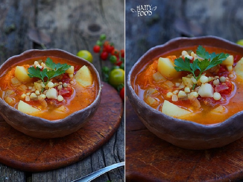 Томатный суп с баклажаном, кукурузой и бамией